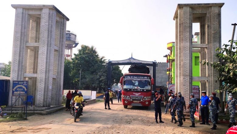 भारतीय सीमानाकाबाट निजी सवारी आवागमन चाँडै खोल्छौं : प्रधानमन्त्री