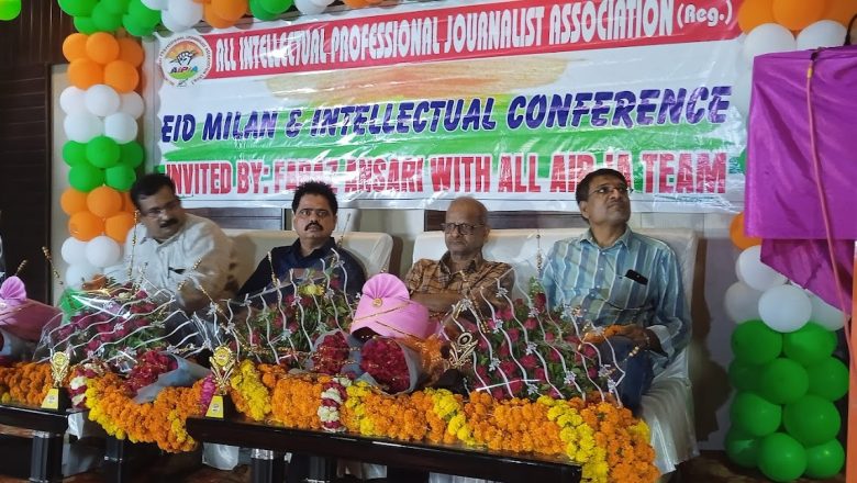 ‘भ्रष्टाचार विरुद्ध सशक्त रुपमा कलम चलाउँदा पत्रकारहरु मारिए’ वरिष्ठ पत्रकार श्रीवास्तव