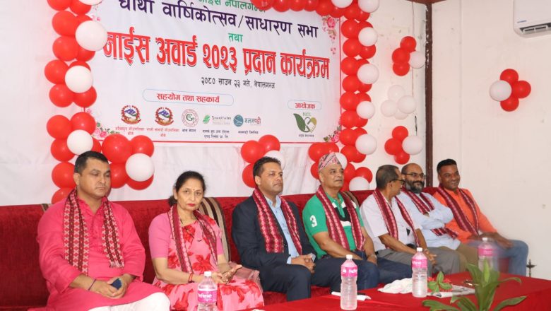 शाहद्वारा जन्मदिनमा साईकल हस्तान्तरण