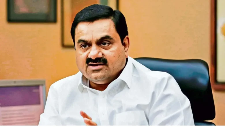 गौतम अडानी विश्वको २० औं धनीको सूचीमा फर्किए