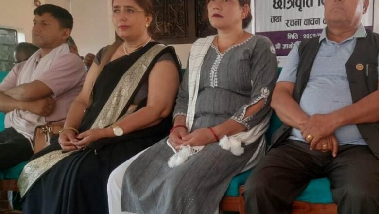 ज्ञानोदय नमूना विद्यालयका विद्यार्थीहरुलाई छात्रवृत्ति प्रदान