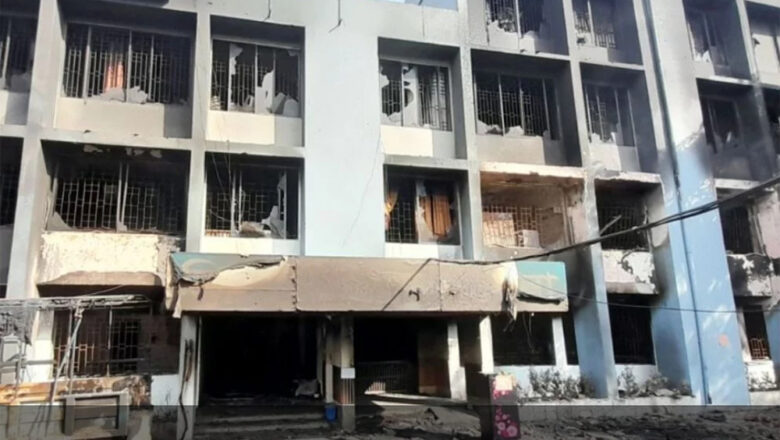 बंगलादेशमा हिँसा: हसिनाको पार्टीका नेता, प्रहरी र कलाकारको हत्या