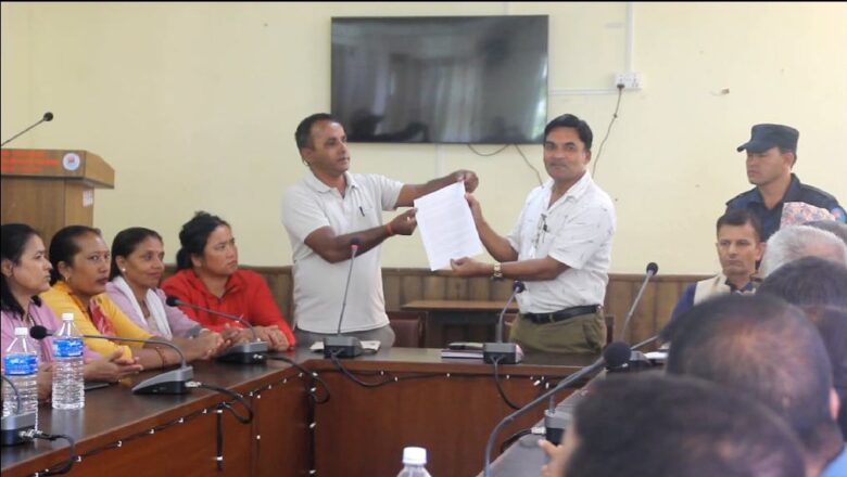 वालिङ नगरपालिकाको बजेटमा वडा अध्यक्षको हस्तक्षेप, नगर गौरवका अधुरा योजना अलपत्र