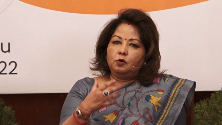 परराष्ट्रमन्त्री राणाले क्यानडियन समकक्षीसँग भेटवार्ता गर्दै