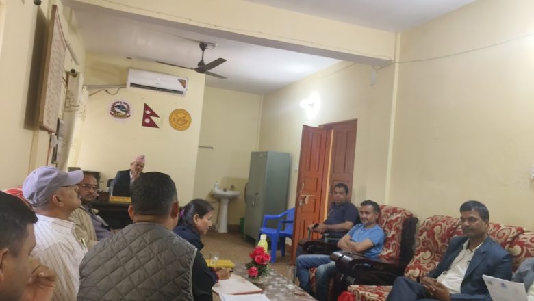 हुलाक प्रमुख थारुद्वारा सञ्चारकर्मीहरुसित भेटघाट