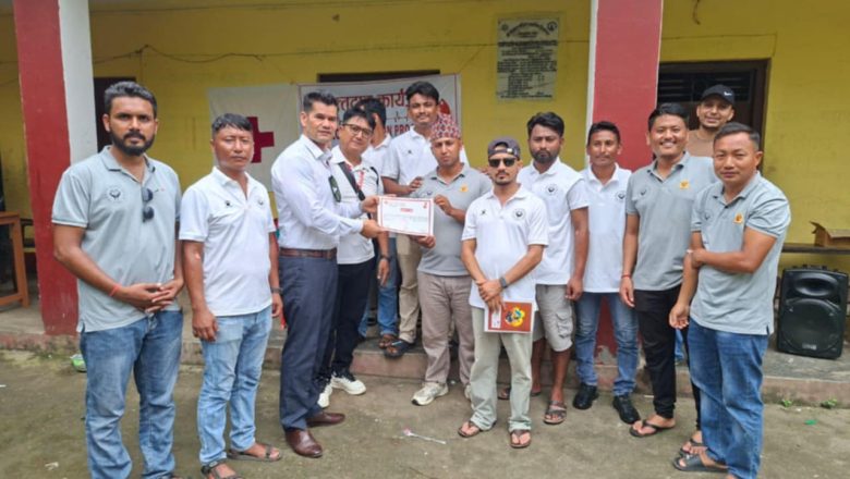 महिला पुरुष गरी ३९ जनाले गरे रक्तदान