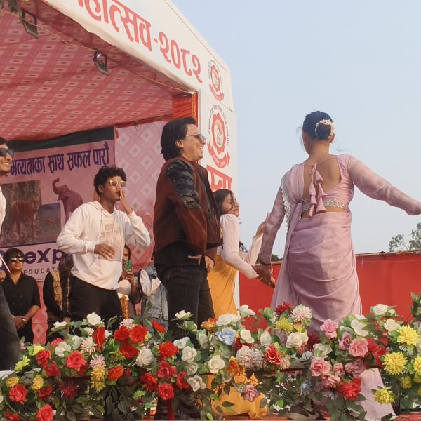 लोकप्रिय अभिनेता पल शाहको क्रेजले तातियो नेपालगन्ज महोत्सव