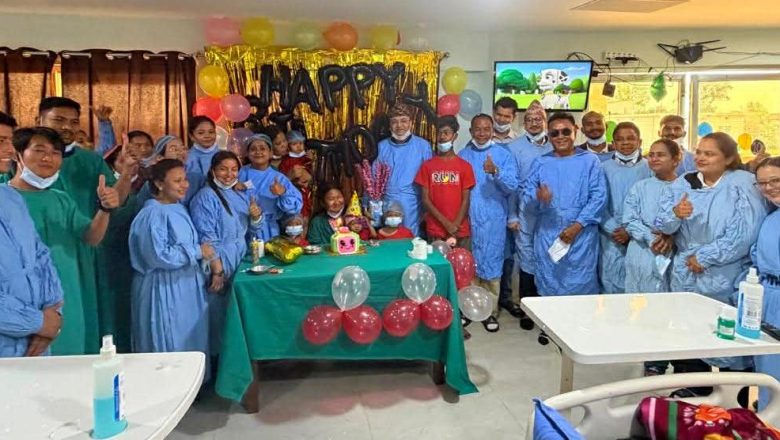 क्यान्सर पीडित बालकको मनाईयो जन्मदिन