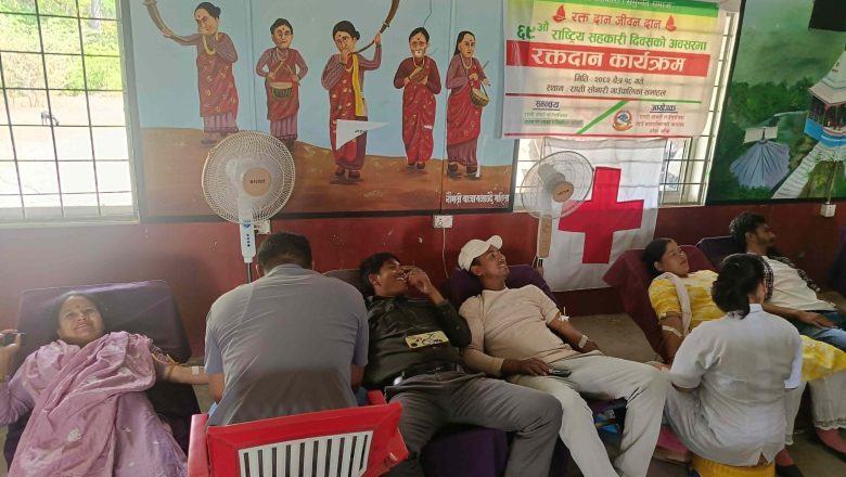 महिला पुरुष गरी १ सय ८५ जनाले गरे रक्तदान