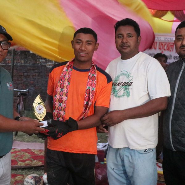 दोस्रो योगिनीगोल्ड कप :आयोजकयोगिनी ए र सितापुर युनाइटेड विजयी