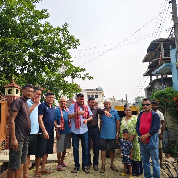 वडा नं. १८ मा विकास निर्माणले लियो तीव्र गतिः अमरनगर टोलमा २० लाखको आरसीसी नाला तथा सडक स्तरोन्नति योजनाको शिलान्यास