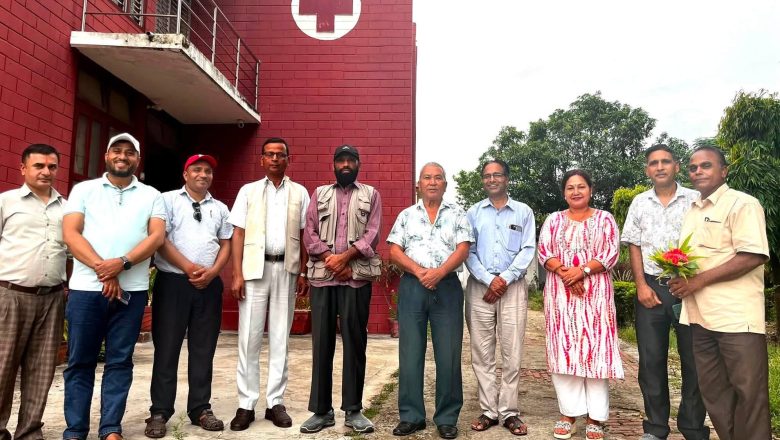 नेपाल रेडक्रसका केन्द्रिय कोषाध्यक्ष कर्माचार्यद्वारा बाँके शाखामा भेटघाट